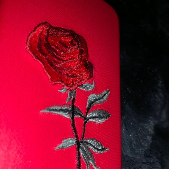 iPhone 7+ rose case - Picture 2 of 2